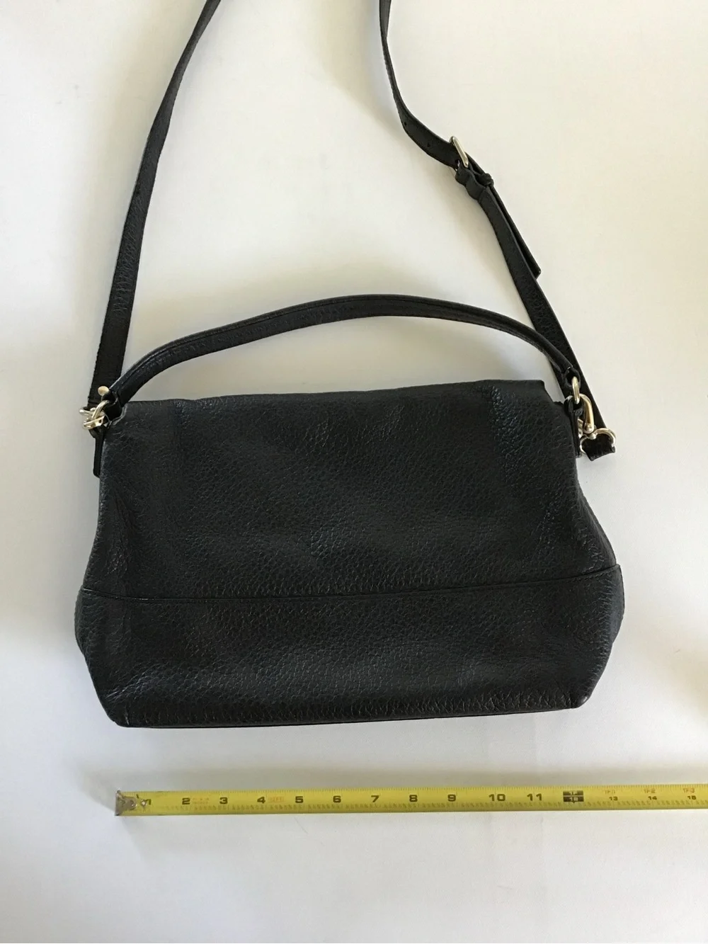 Kate Spade New York Black Pebbled Leather Crossbody Shoulder Bag with Tassel